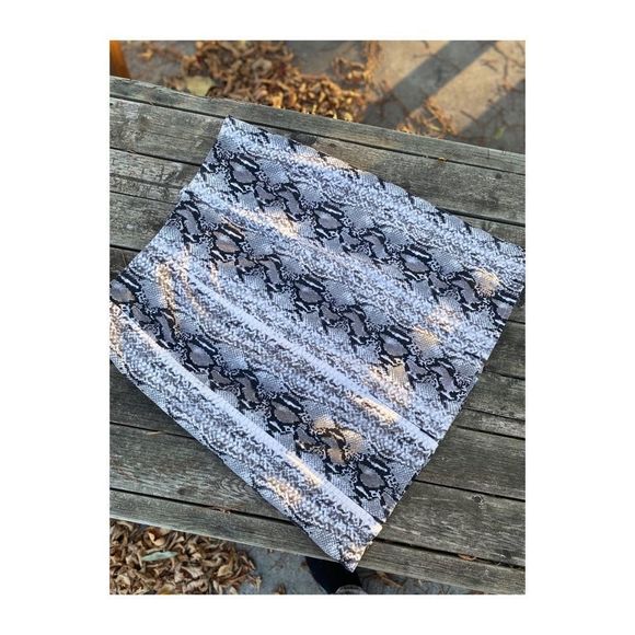 Snakeskin Print Mini Skirt Zip Hemline Stretch - Picture 1 of 10